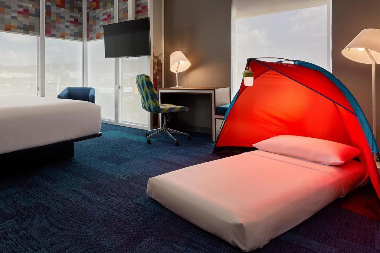 Hotel Aloft Queretaro El Salitre Esterno foto